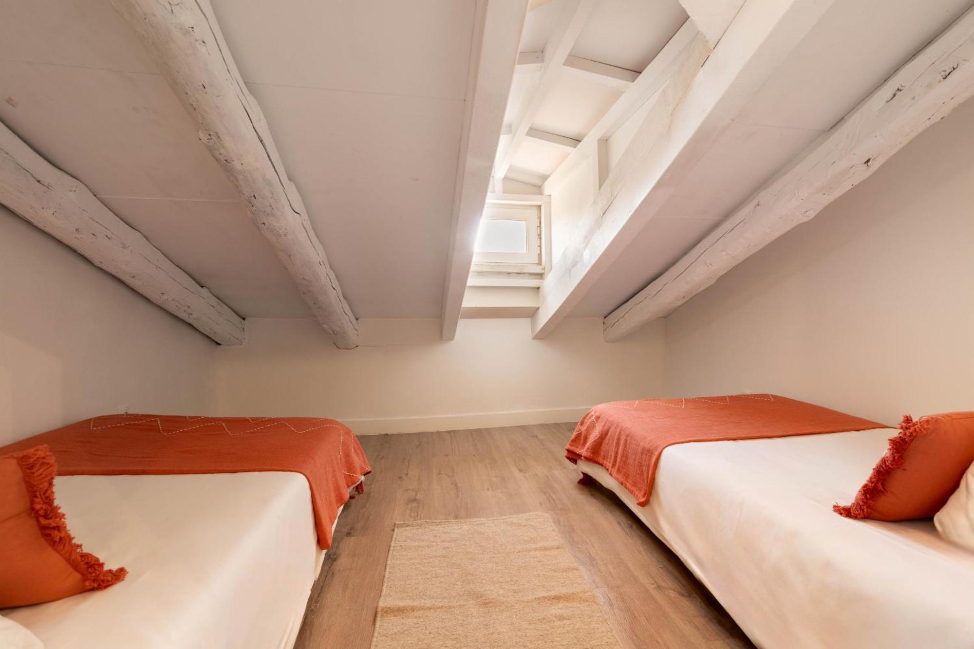 Apartamento Plaza Mayor Attic En Madrid Esterno foto