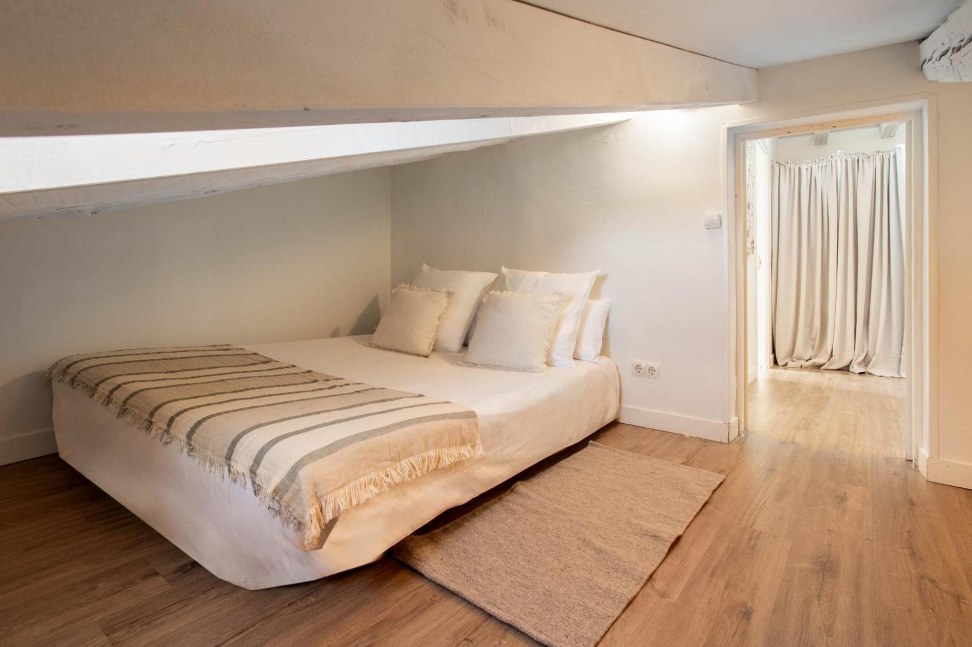 Apartamento Plaza Mayor Attic En Madrid Esterno foto